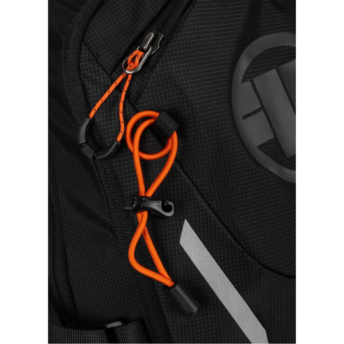 Plecak sportowy Pit Bull West Coast Logo na rower 20L - 9132039015