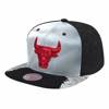 Czapka z daszkiem Mitchell & Ness NBA 5 Snapback Chicago Bulls - HHSS1102-CBUYYPPPGYBK